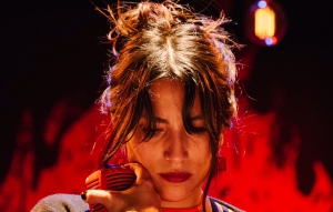 Ana Tijoux, de gira por Europa  “Se viene duro el mundo”